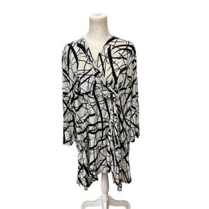 AVENUE Black & White Scribble Surplice Stretch Dress Top  size 26 28 3/4 sleeve